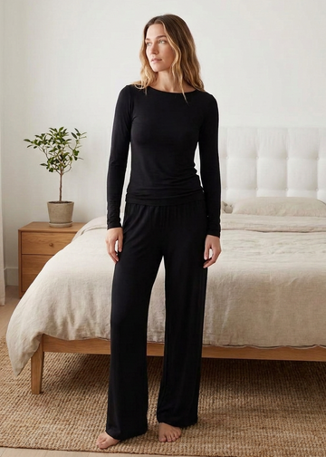 The Contour Boatneck